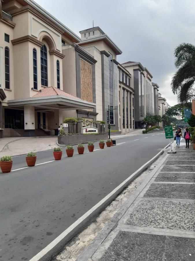 Sarasota Residential Resort Cluster 4 Unit 6B, 6C And 6L By Manny Newport Blvd, Across Naia T3 & Near Resorts World Manila, Pasay City Esterno foto